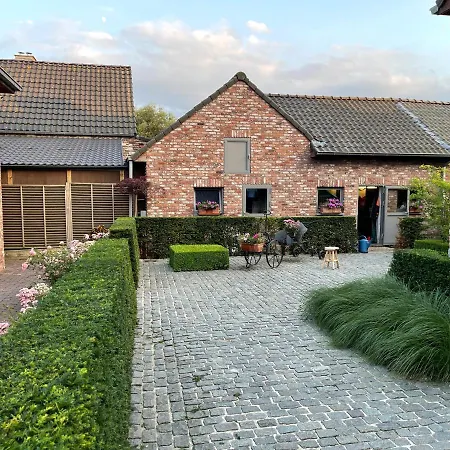 Parel - Perle De Bievene Farm stay *